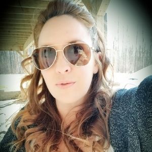 Meet your Posher, Erin